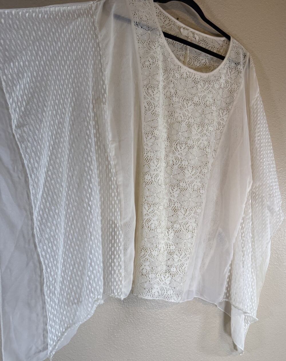 A'Reve XL Lace Ivory Poncho Blouse Cottage Whimsygoth Boho Fairycore